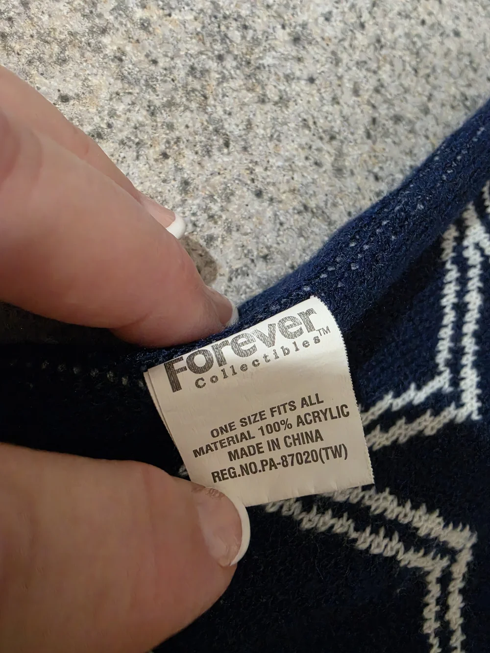 Forever Collectibles Navy and White Cowboys Knit Scarf
